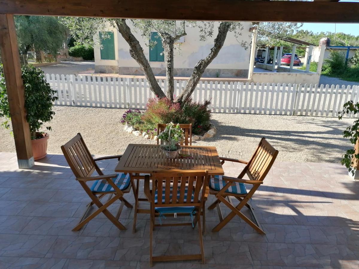 Il Patio Alghero 圣塔·马里亚·迪·帕尔玛 外观 照片